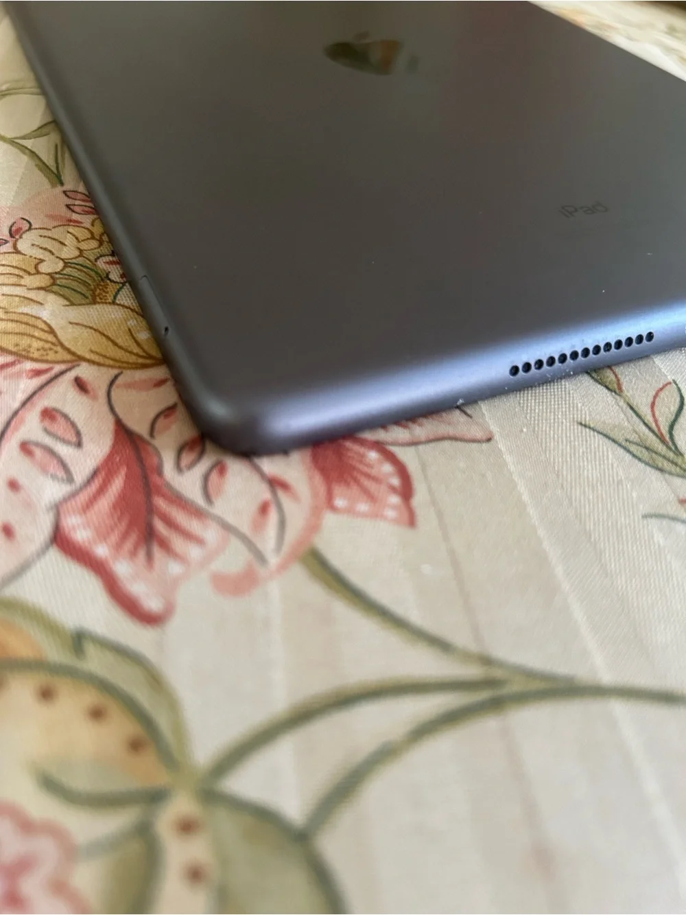 Apple iPad 7th Generation Unlocked